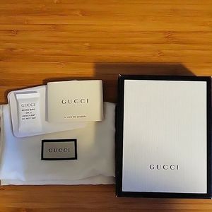 GUCCI cardholder BOX with Dustbag